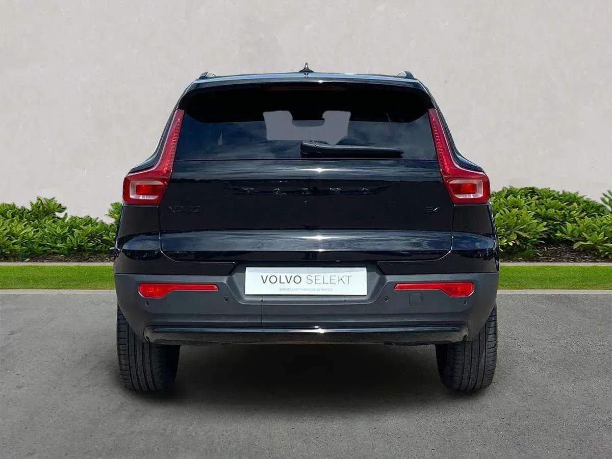Used Volvo XC40 Plus 2025 Black SUV
