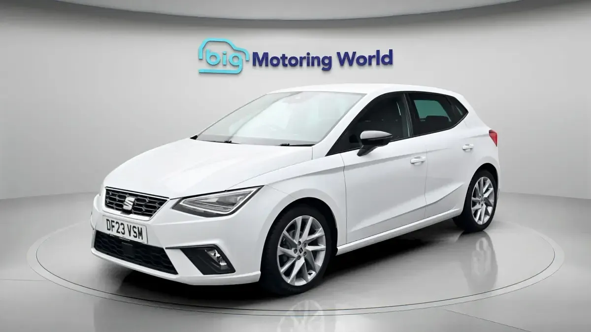 Used Seat Ibiza FR 95 HP (69 kW) 2023 White Hatchback