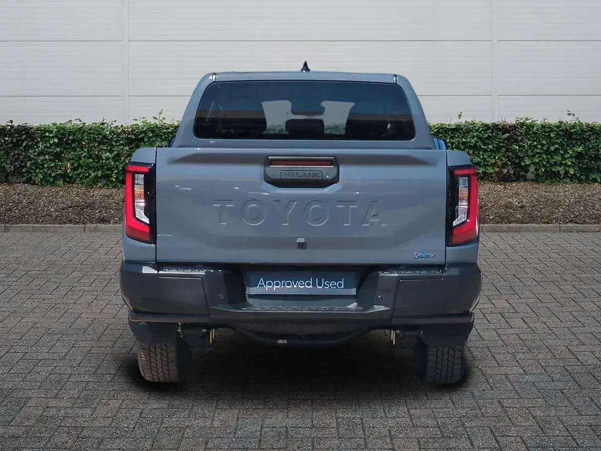 New Toyota HiLux 144 kW (196 HP) 2026 Grey Pickup