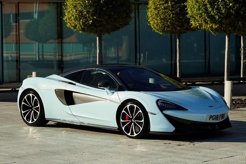 White Used 2018 McLaren 570S Cabriolet | £83,000 (Super price) - Image 1/1