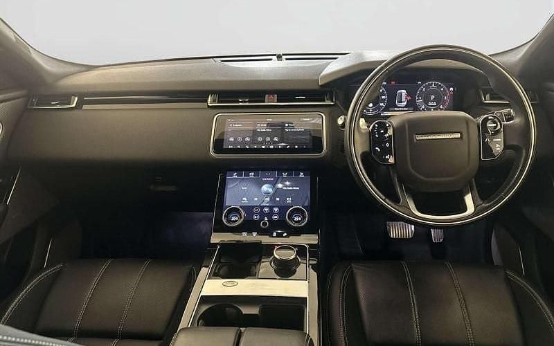 Used Land Rover Range Rover Velar SE Dynamic 241 HP (177 kW) 2019 Silver SUV