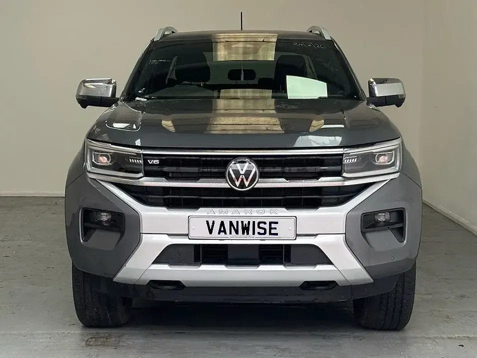 Used VW Amarok Aventura 240 HP (176 kW) 2024 Grey Pickup