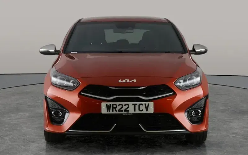 Used Kia Ceed GT-Line 160 HP (117 kW) 2022 Orange Hatchback