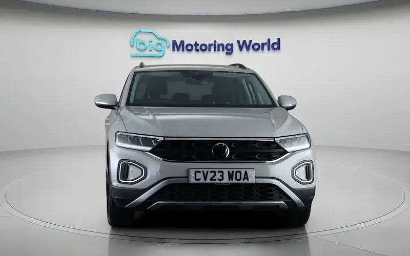 Używany VW T-Roc S 150 KM (110 kW) 2023 Szary SUV