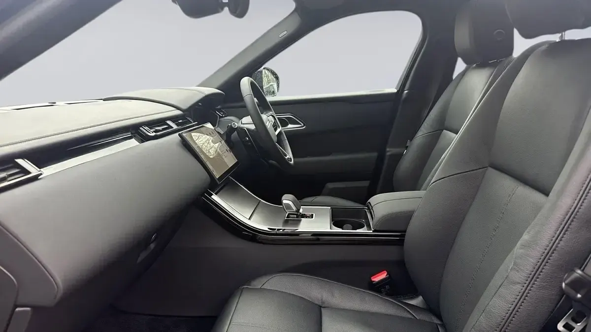 Used Land Rover Range Rover Velar SE Dynamic 2025 Black SUV