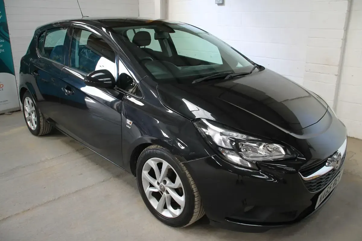 Used Vauxhall Corsa 88 HP (64 kW) 2015 Black Hatchback