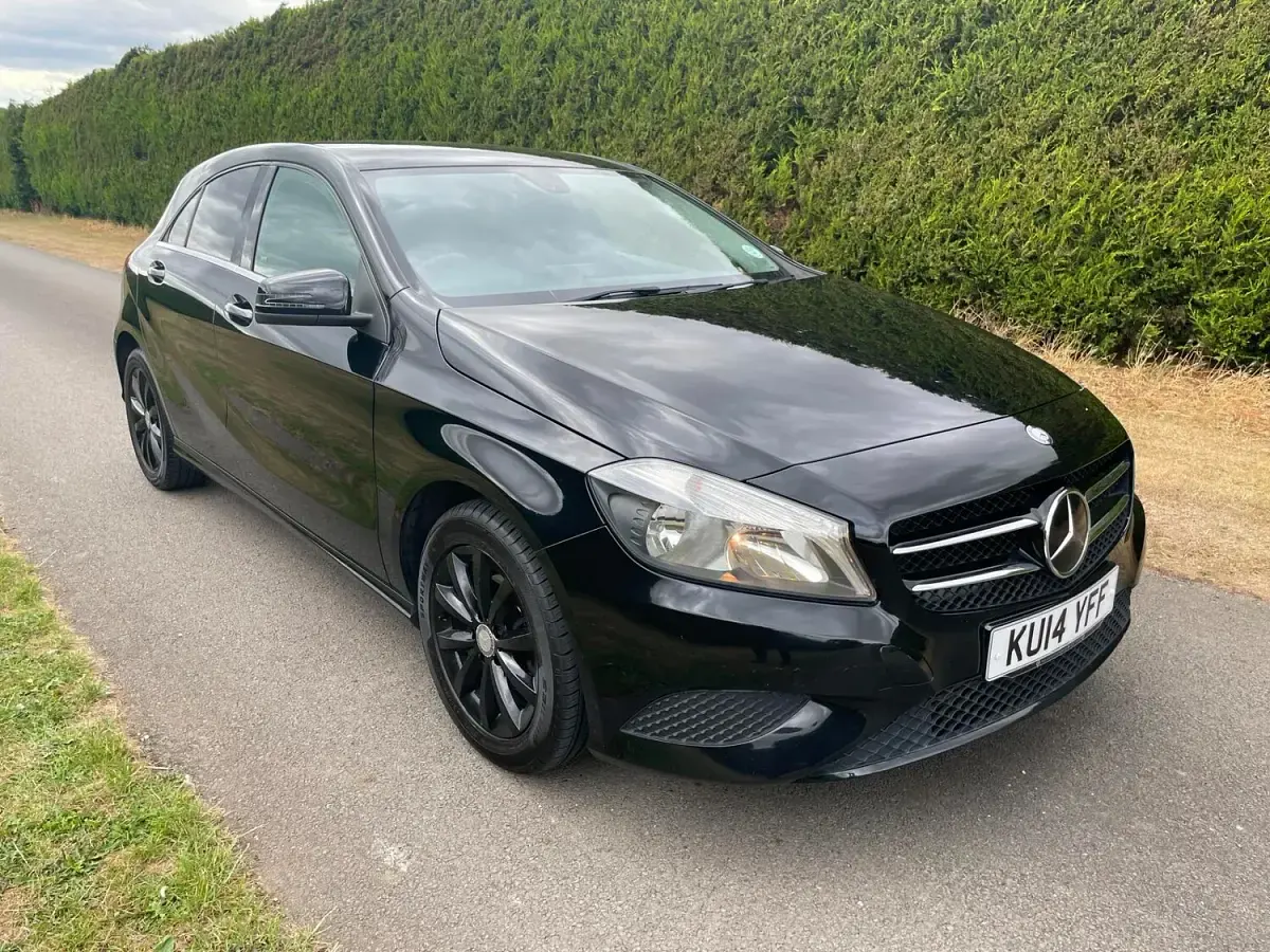 Used Mercedes A180 SE 2014 Black Hatchback