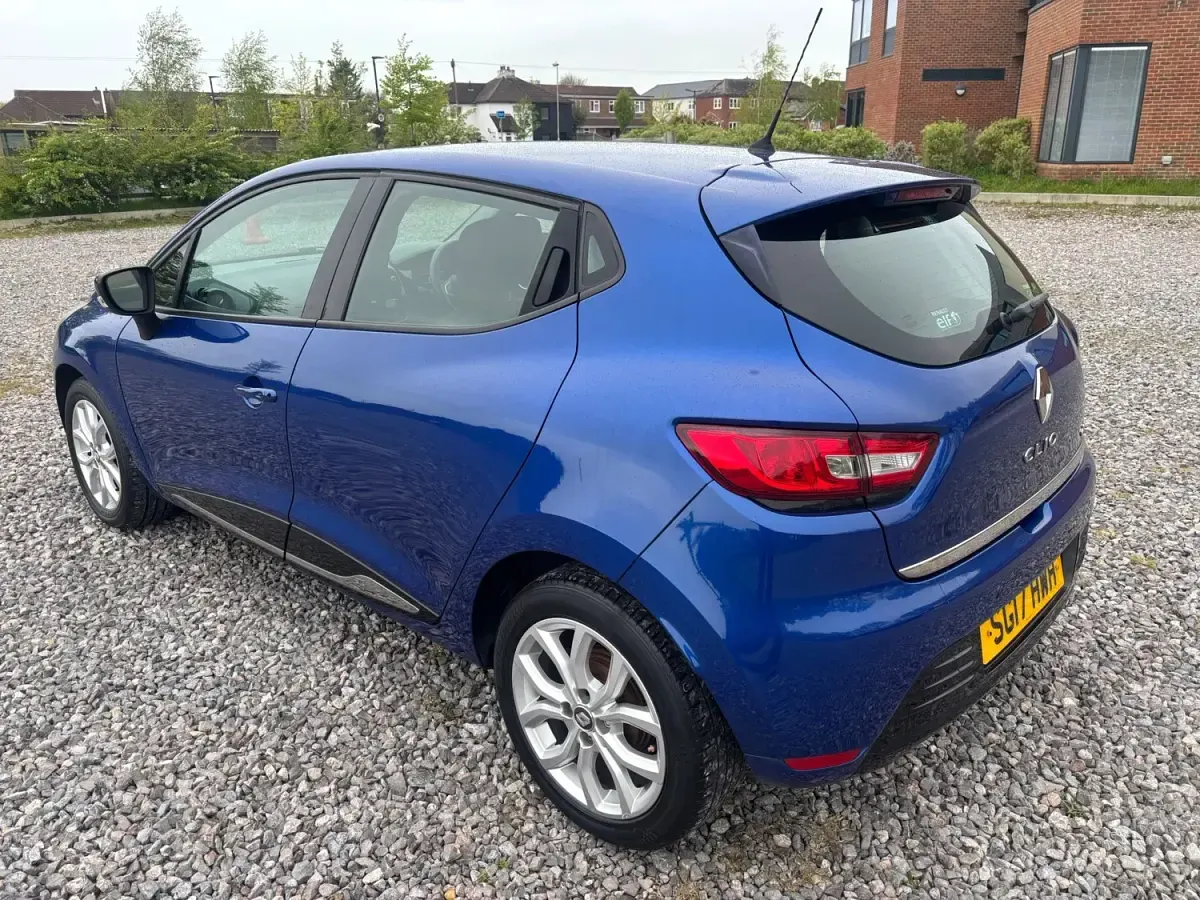 Usado Renault Clio IV Dynamique 90 HP (66 kW) 2017 Azul Citadino