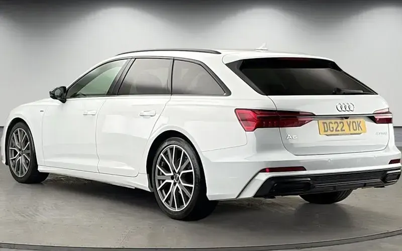 Used Audi A6 Black Edition 204 HP (150 kW) 2021 Glacier white metallic/glacier white metallic Estate