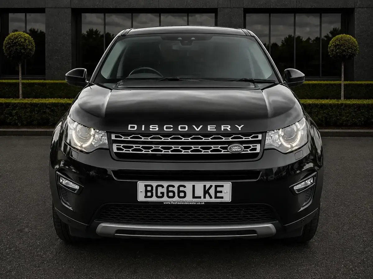 Used Land Rover Discovery Sport SE 177 HP (130 kW) 2016 Black SUV