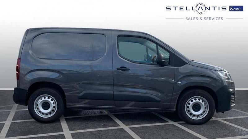 Grey Used 2024 Citroën e-Berlingo MPV | £12,500 (Fair price) - Image 1/4