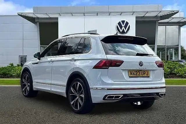Used VW Tiguan R-line 150 HP (110 kW) 2023 White SUV
