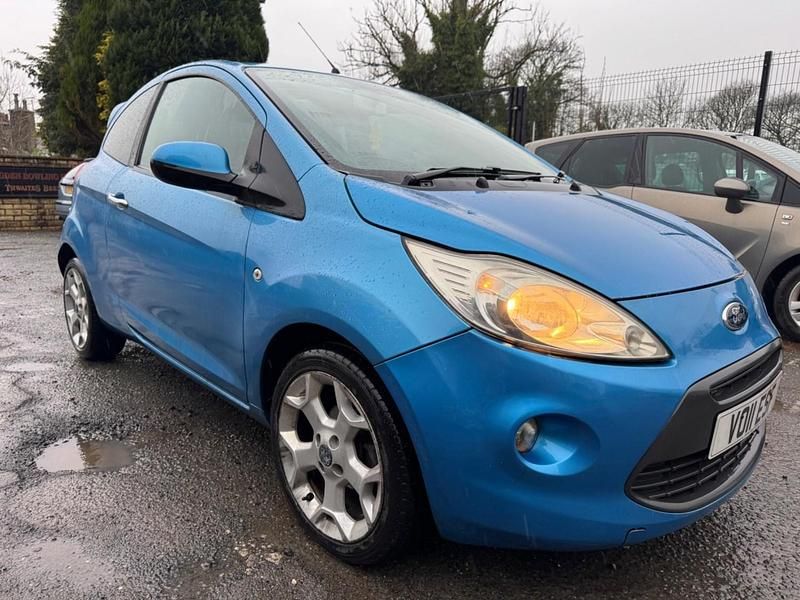 Begagnad Ford Ka Titanium 69 HK (50 kW) 2011 Blå Halvkombi