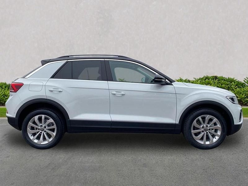 Used VW T-Roc Match 115 HP (84 kW) 2026 White SUV