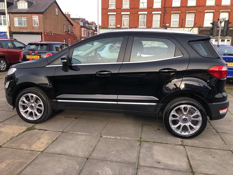 Usado Ford Ecosport Titanium 125 HP (91 kW) 2019 Preto SUV