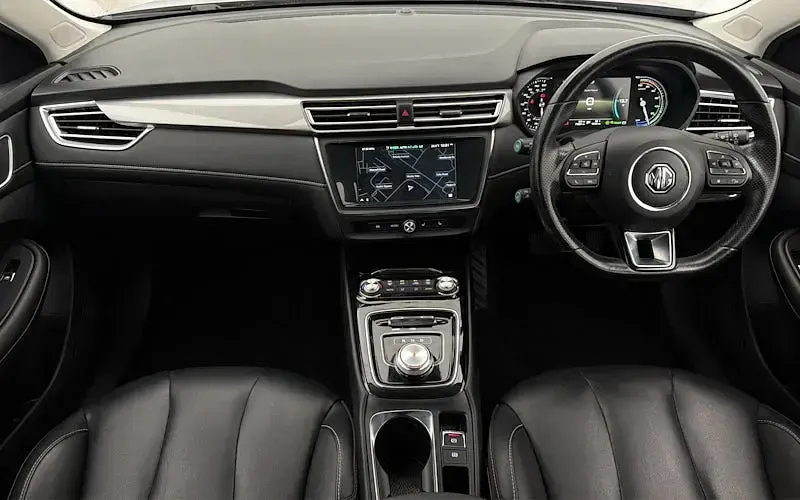 Used MG MG5 EV Exclusive 114 kW (156 HP) 2021 Silver Estate