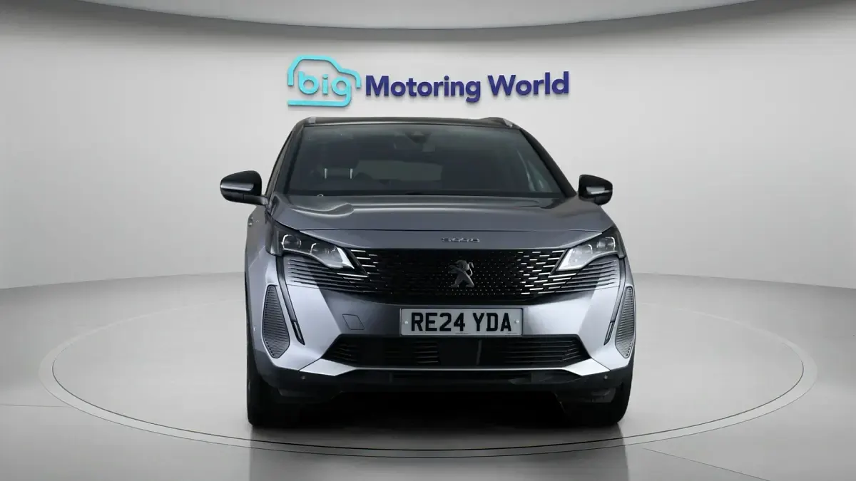 Used Peugeot 3008 GT 226 HP (166 kW) 2023 Grey SUV