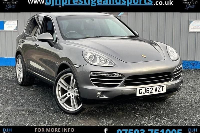 Used Porsche Cayenne 245 HP (180 kW) 2012 Grey SUV