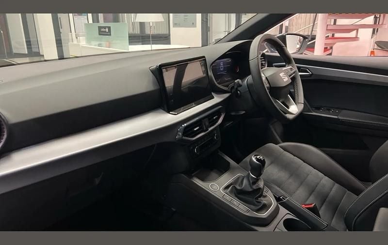 Used Seat Ibiza XCELLENCE 115 HP (84 kW) 2026 Metallic  sapphire blue Hatchback