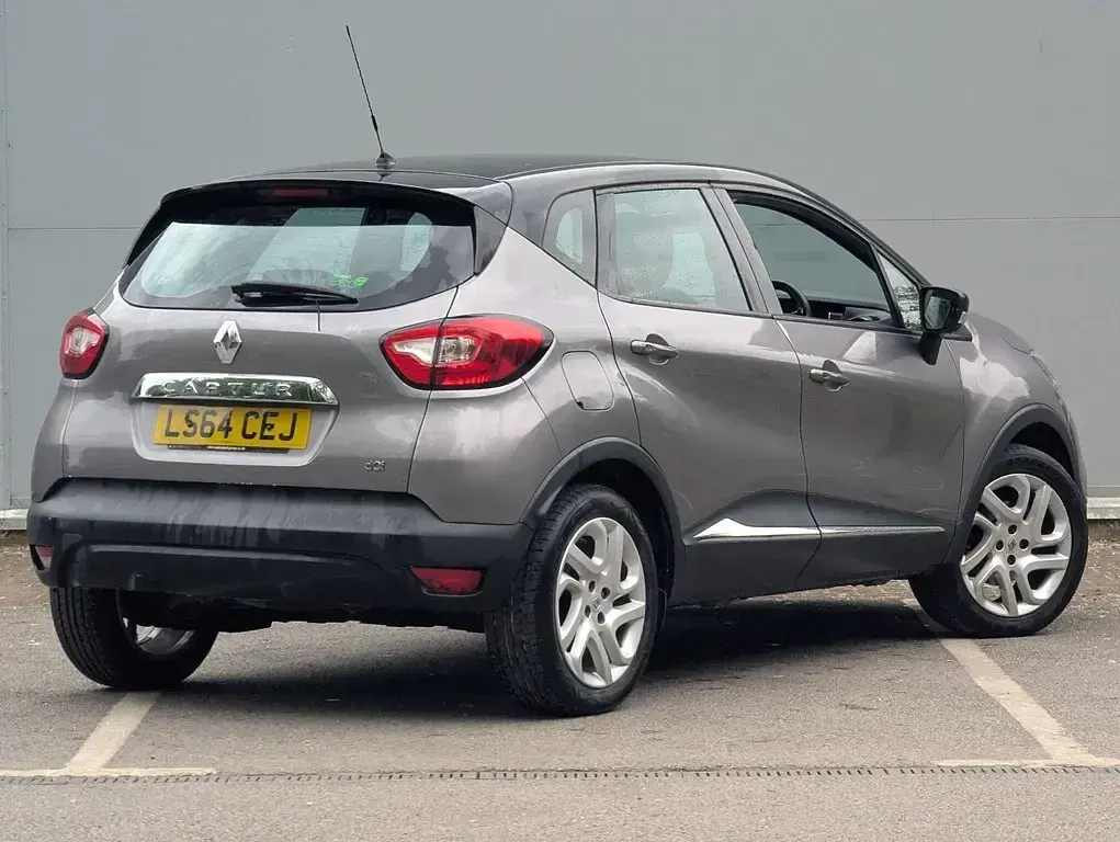 Used Renault Captur Dynamique 2014 Grey SUV