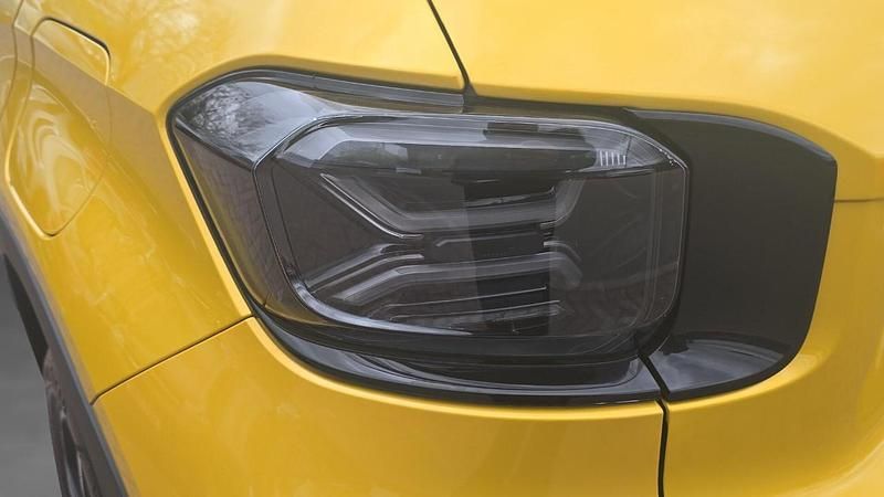 Used Jeep Avenger EV Summit 113 kW (154 HP) 2025 Black SUV