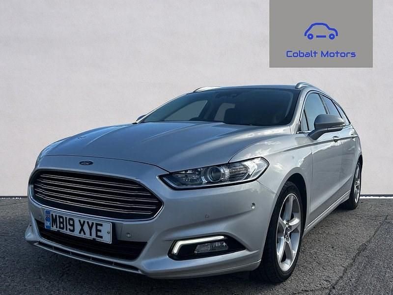 Used Ford Mondeo Titanium 150 HP (110 kW) 2019 Silver Estate