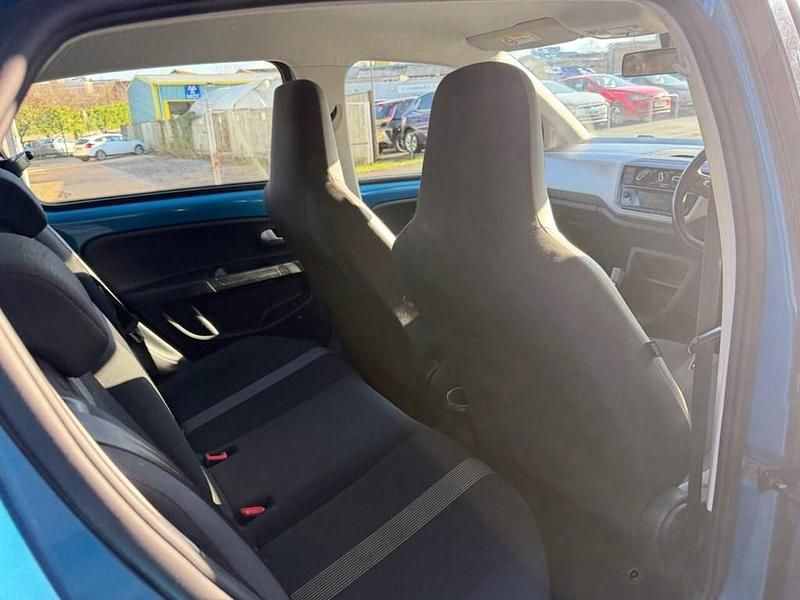 Used VW up! high up! 90 HP (66 kW) 2019 Blue Hatchback