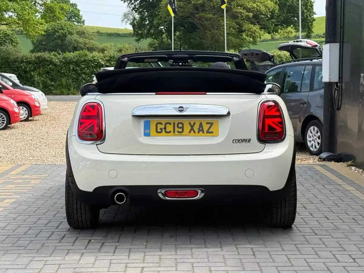 Usado Mini Cooper Cabriolet Classic 2019 Branco Cabrios