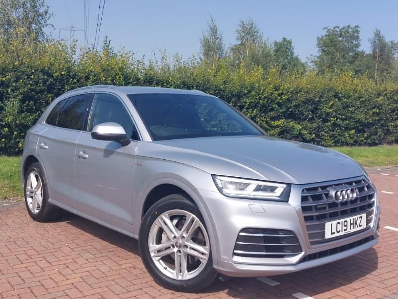 Silver Used 2019 Audi Q5 S-Line SUV | £18,498 (Good price) - Image 1/4