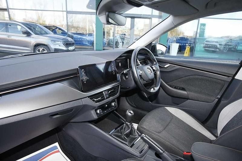 Used Skoda 110 R SE L 81 HP (59 kW) 2022 Black magic pearl effect Estate