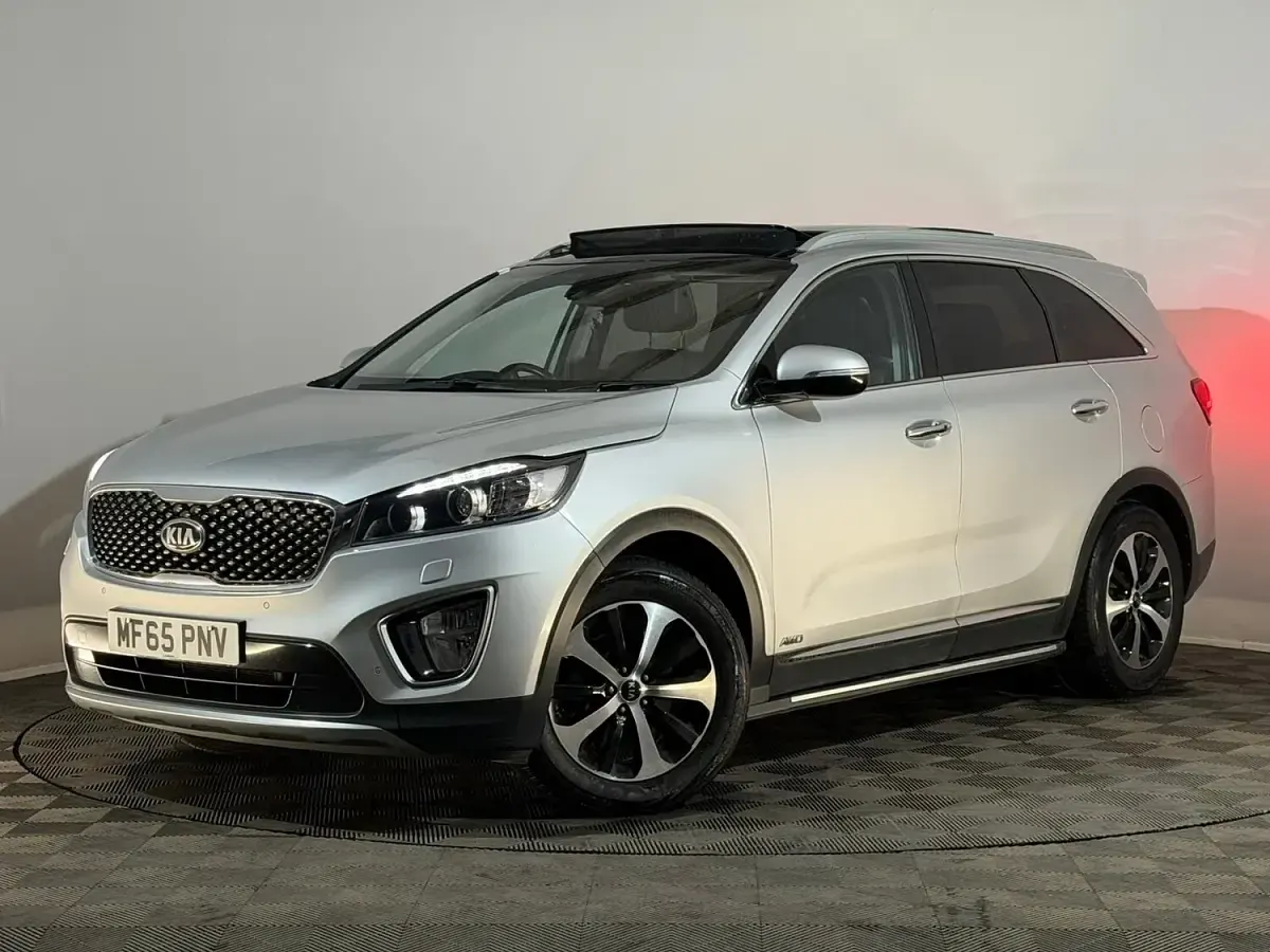 Used Kia Sorento 200 HP (147 kW) 2015 Silver SUV