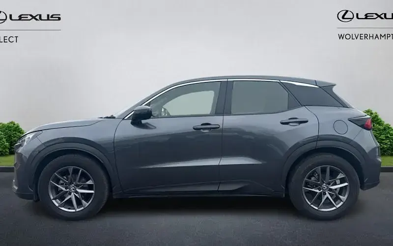 Used Lexus LBX 136 HP (100 kW) 2026 SUV