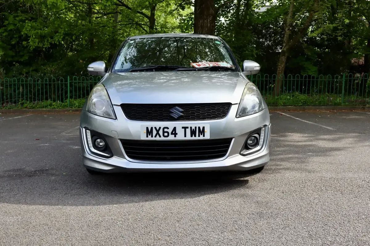 Used Suzuki Swift 94 HP (69 kW) 2014 Grey Hatchback