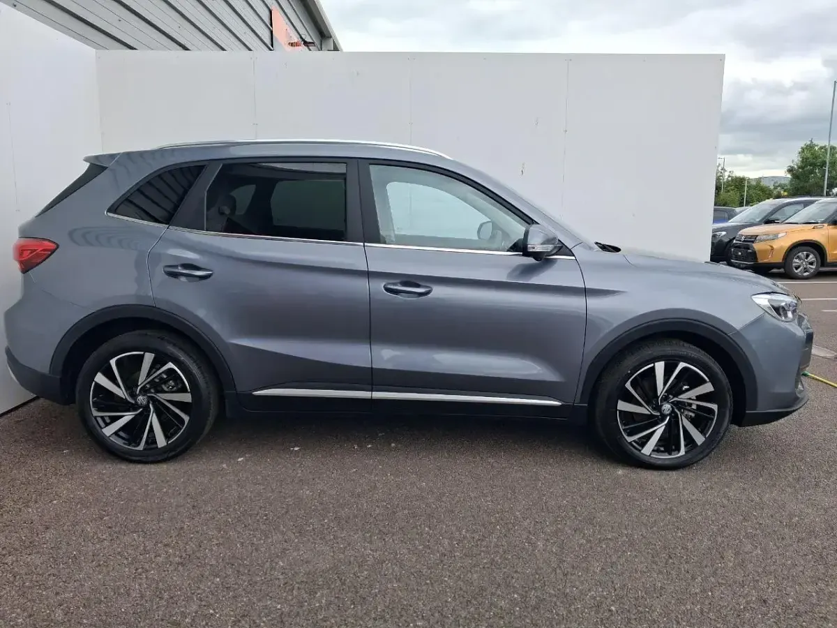 Used MG ZS Trophy 193 HP (141 kW) 2025 Grey SUV