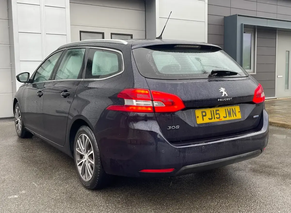 Used Peugeot 308 Allure 2015 Blue Estate