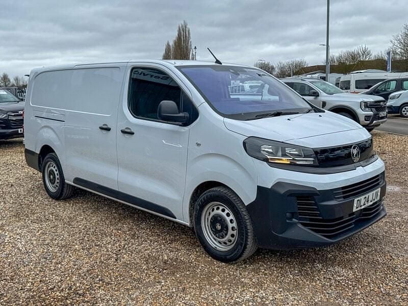 Used Vauxhall Vivaro 2024 White MPV