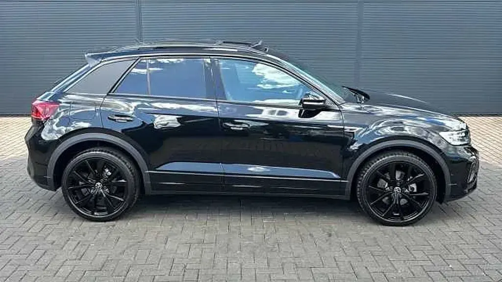 Used VW T-Roc Black Edition 150 HP (110 kW) 2025 Black SUV