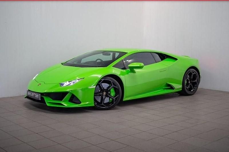 Green Used 2022 Lamborghini Huracán Coupe | £199,810 (Good price) - Image 1/1