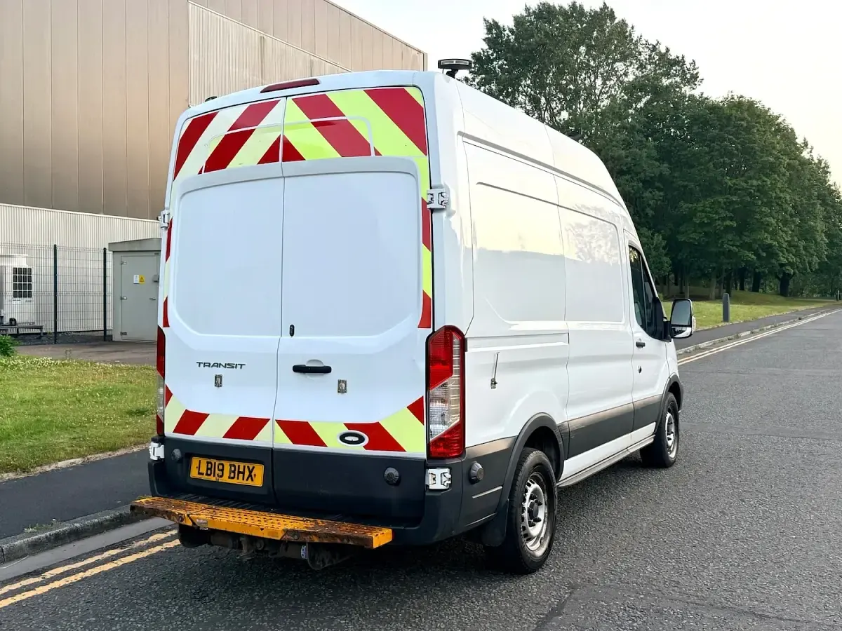 Used Ford Transit 130 HP (95 kW) 2019 White Van