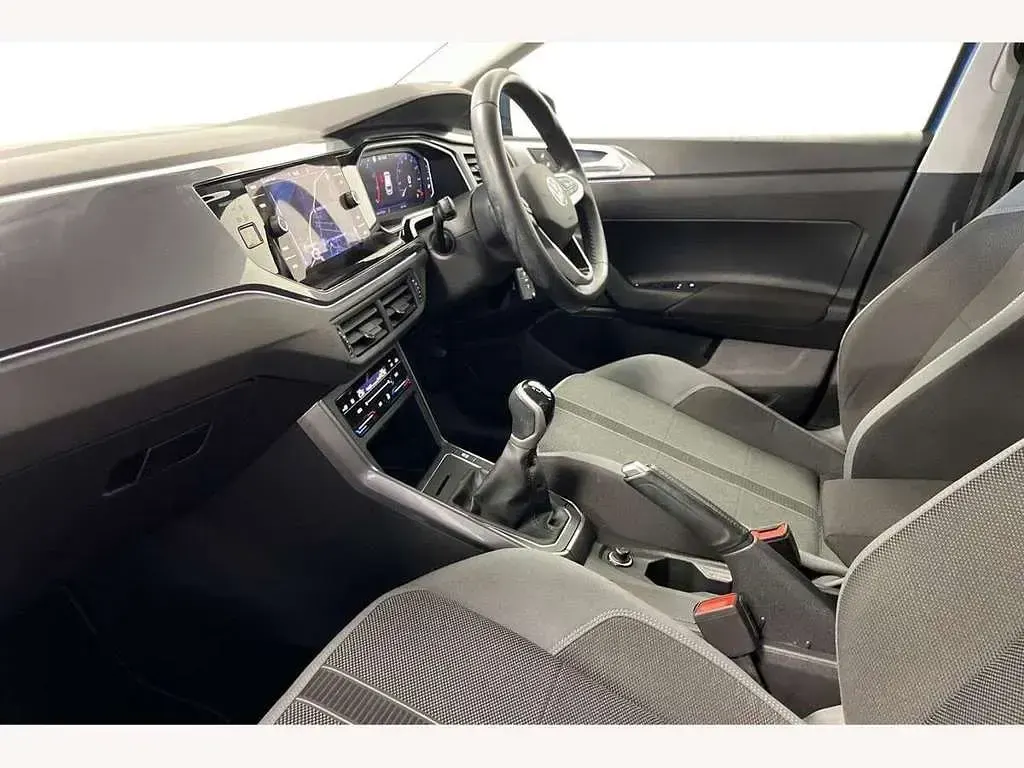 Used VW Polo Style 95 HP (69 kW) 2023 Blue Hatchback