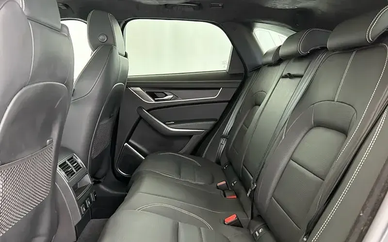 Used Jaguar F-Pace R-Dynamic 404 HP (297 kW) 2024 Black SUV
