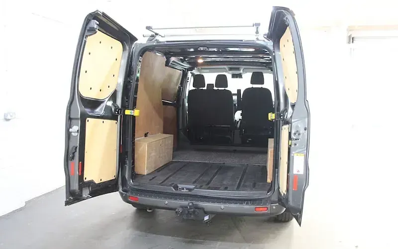 Usado Ford Transit Custom Limited 131 HP (96 kW) 2017 Cinzento Van
