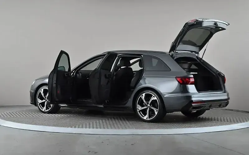 Used Audi A4 Black Edition 150 HP (110 kW) 2023 Grey Estate