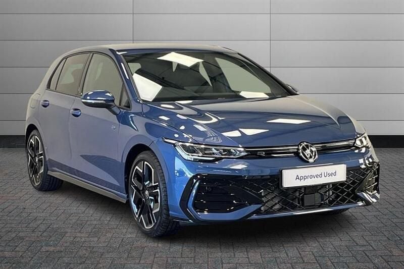 Anemone blue Used 2025 VW Golf VIII R-line Hatchback | £29,990 (Expensive) - Image 1/4