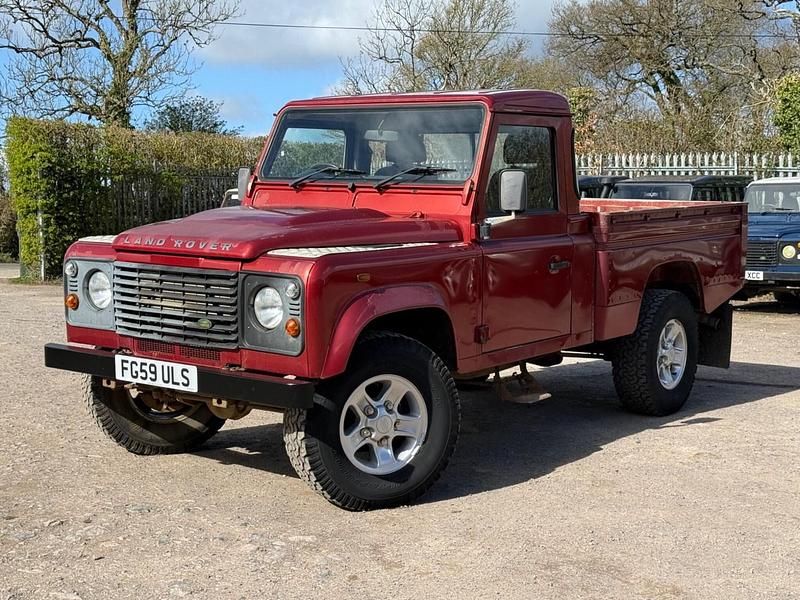 Usado Land Rover Defender 122 HP (89 kW) 2009 Vermelho Pickup