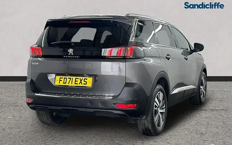 Used Peugeot 5008 Allure 131 HP (96 kW) 2024 Grey SUV