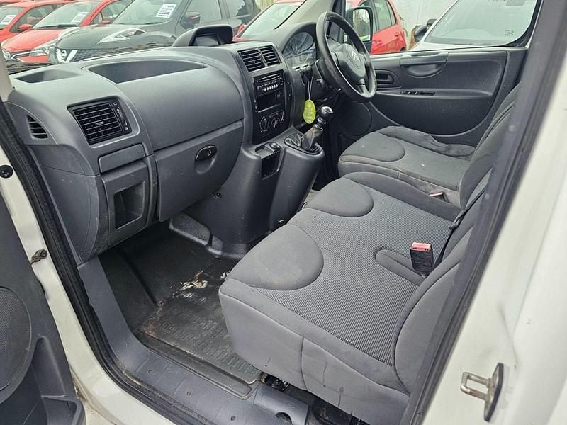 Used Citroën Dispatch 125 HP (91 kW) 2015 White MPV