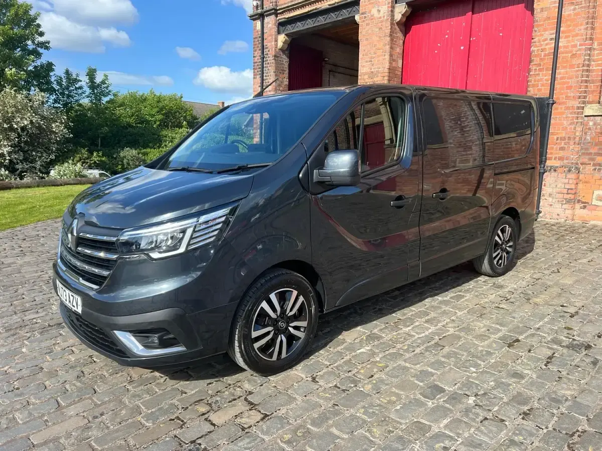 Used Renault Trafic 2023 Grey MPV
