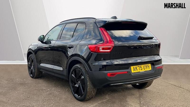 Used Volvo XC40 Plus 197 HP (144 kW) 2025 Black SUV