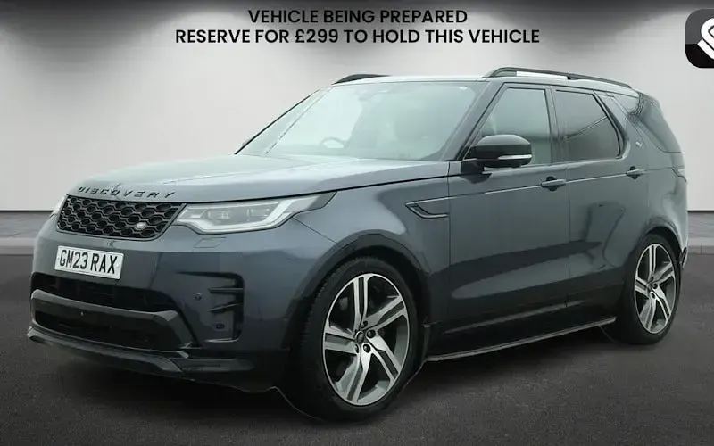 Used Land Rover Discovery HSE Dynamic 360 HP (264 kW) 2023 Blue SUV